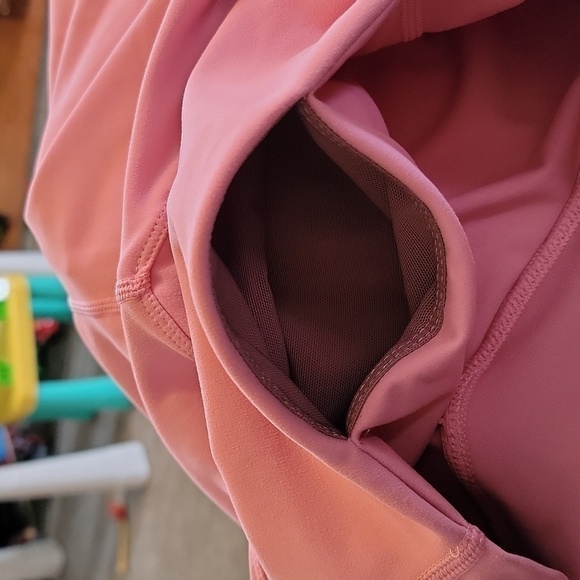 Rose colored lounge pants size medium NWOT - Picture 10 of 10